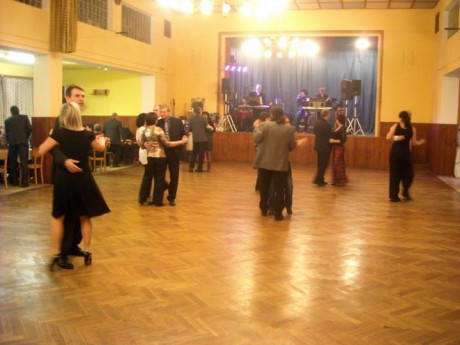 Sportovní ples - Mezno - Kulturní Dům 001