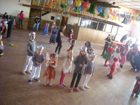 Dětský karneval - Křeč - Kulturní Dům 016
