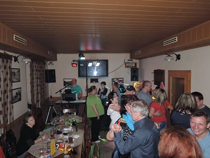 Zábava - restaurace Na Rybníčku,. 007