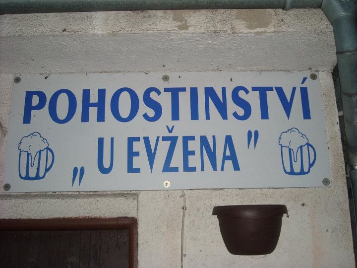 29. říjen 2011 - Zábava - Noutonice - Pohostinství U Evžena 003