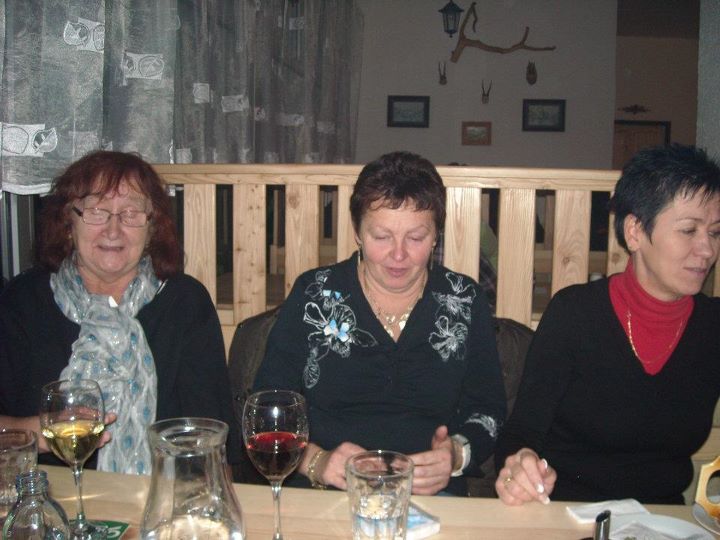 1.12. 2011 - Zábava - Hostinec Crystal (Pražské sídliště) 001
