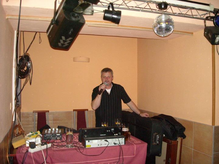10.12. 2011 - Narozeniny - Sezimovo Ústí II - Vinárna U Lípy 011