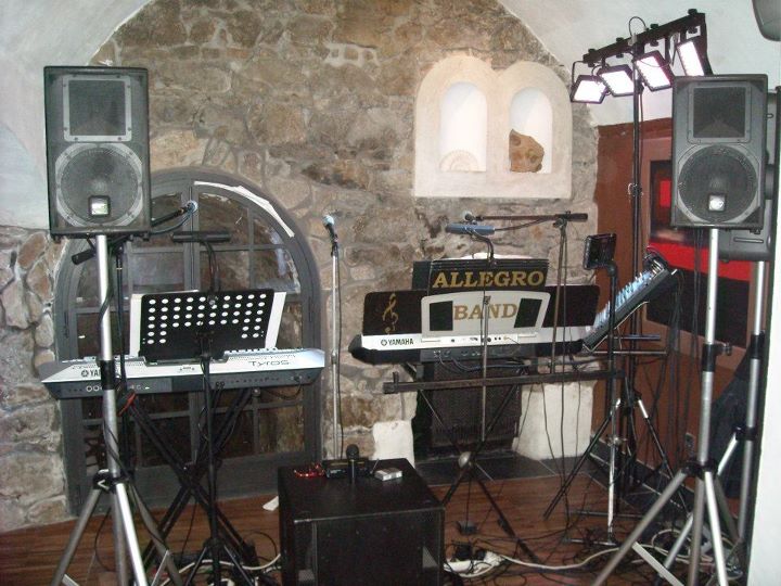 12.12. 2011 - Večírek -  Firma OUTOKUMPU - Tábor - Hotel Nautilus 004