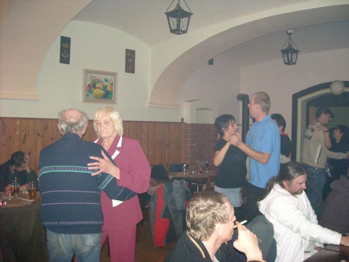 9.12. 2011 - Zábava - Tábor - Restaurace U Boučků 013