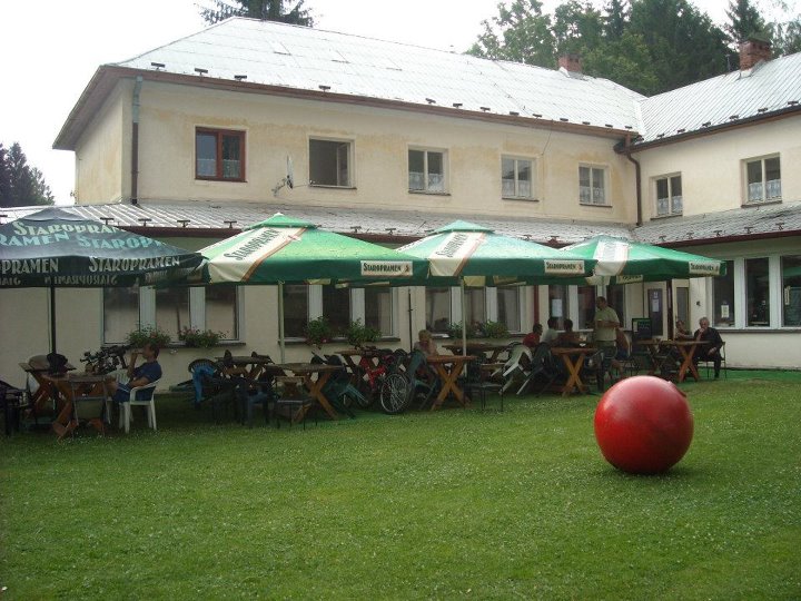 Zábava parket - Planá n/Luž. - Penz. Na Černé 005