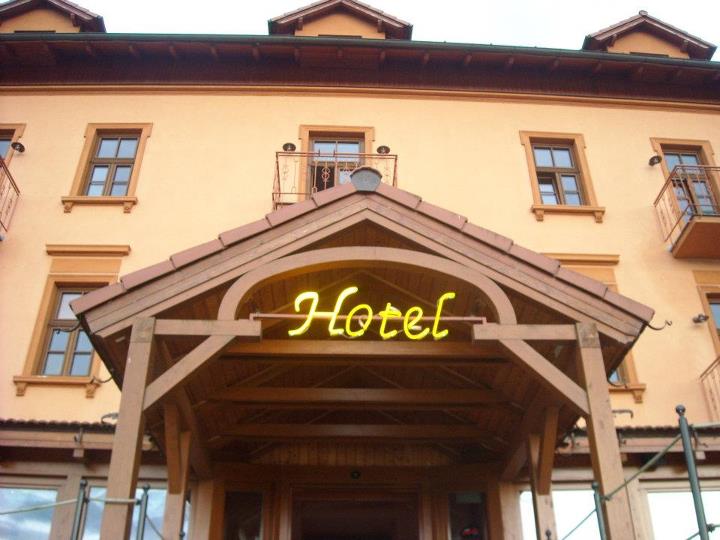 Letní zábava - Tábor - Čelkovice - Hotel Lázně 011