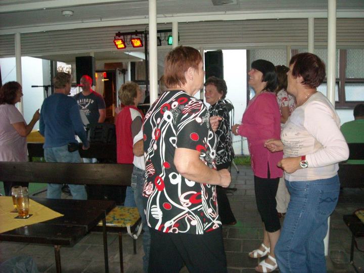 Zábava na terase - Tábor - Rest. U Soudku .,., 006