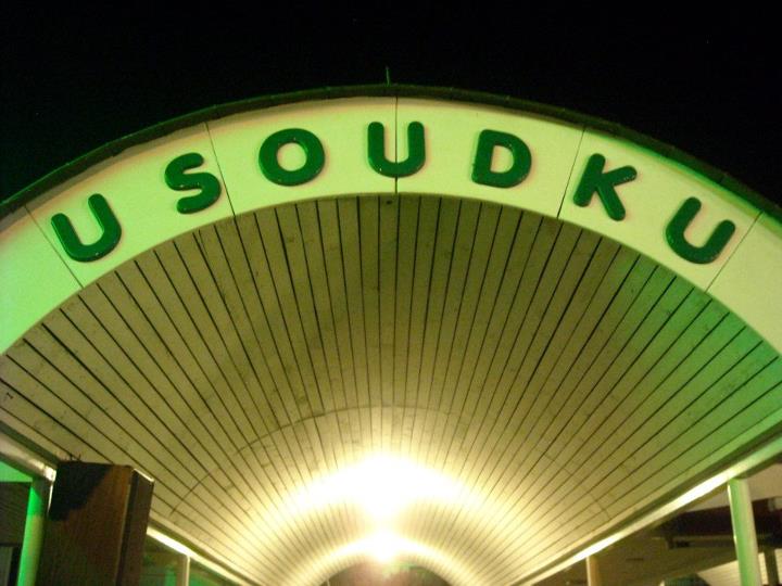 Zábava na terase - Tábor - Restaurace U Soudku ,.,,. 005