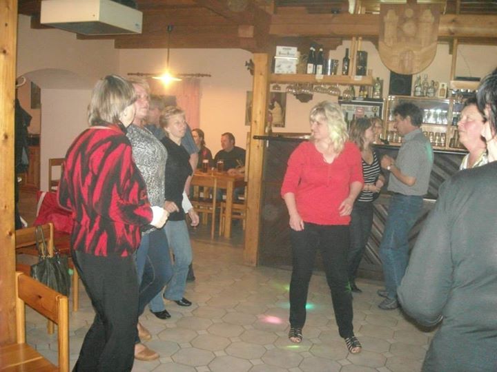 Májová zábava - Černovice - Hotel Mlýn.., 008