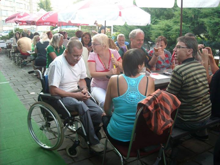 Letní zábava - terasa - Tábor - Rest. U Soudku,,.,' 001
