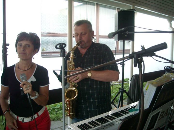 Letní zábava - terasa - Tábor - Rest. U Soudku,,.,' 009