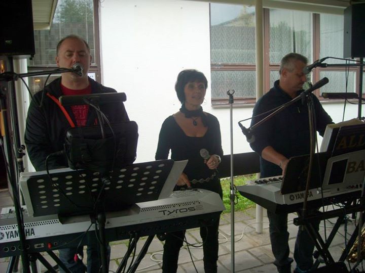 Pouťová zábava - Tábor - Rest. U Soudku._ 005