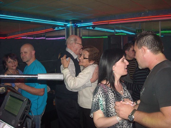 Májová zábava - Tábor - Bar Na Rohlíku 006