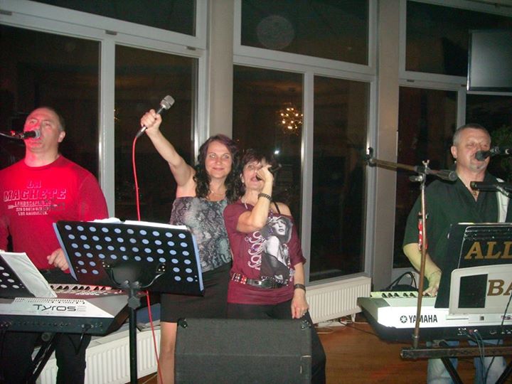 Májová zábava - Tábor - Restaurace Slunce host Lenka Müllerová 009