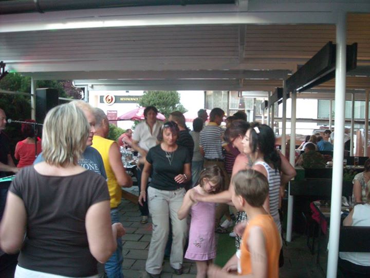 Zábava - Tábor - Sojčák - Rest. U Soudku - terasa.,. 010